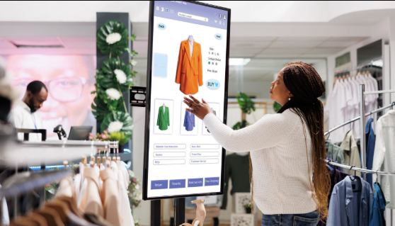 E-Commerce vs Physical Retail